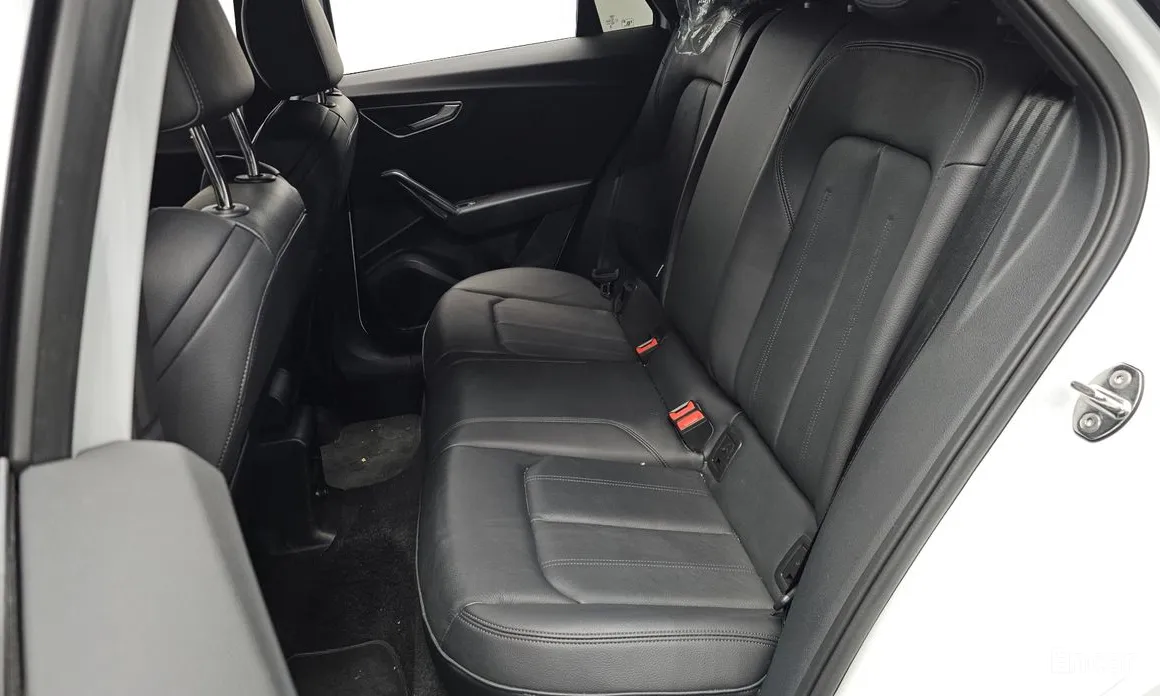 Фото 12 - Audi Q2