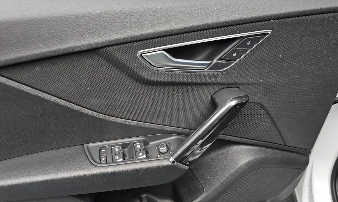 Фото 17 - Audi Q2