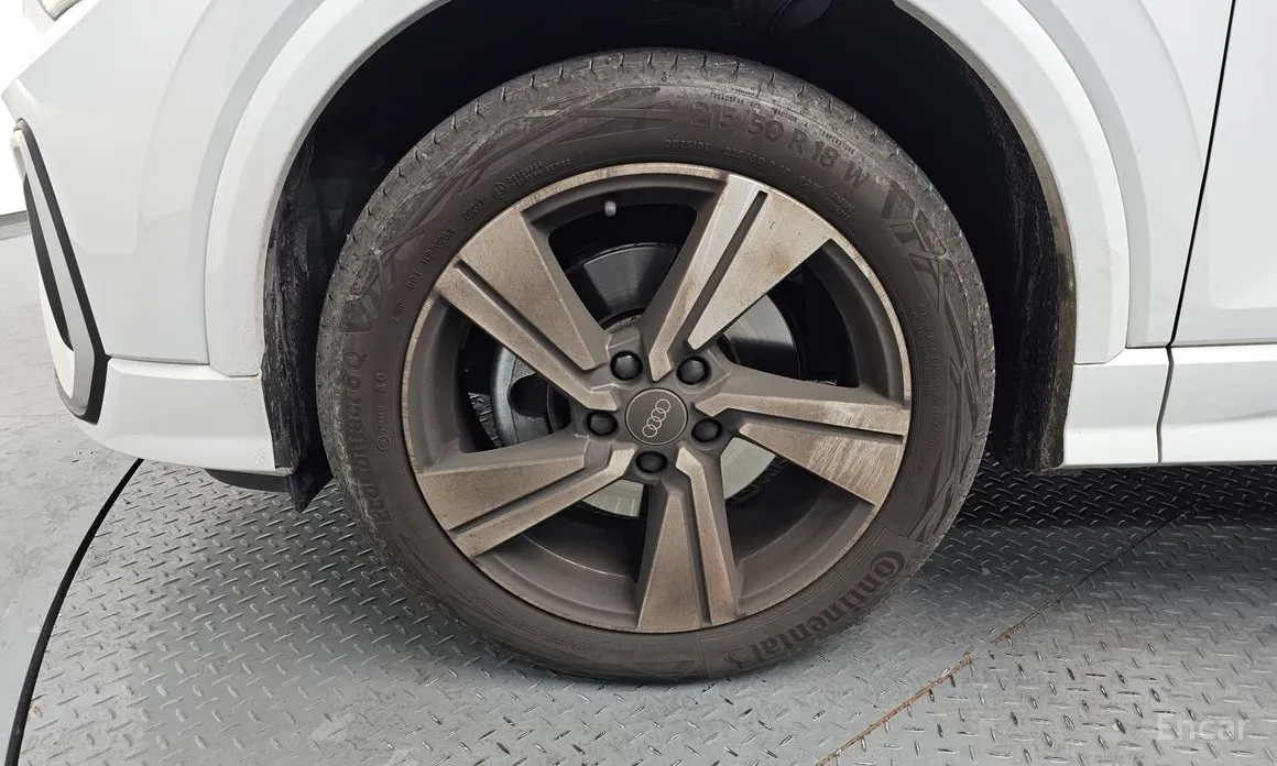 Фото 5 - Audi Q2