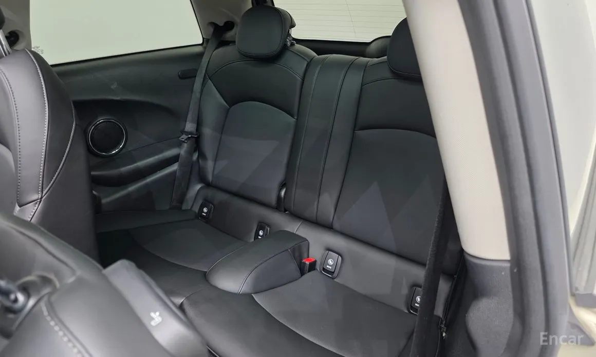 Фото 12 - Mini Cooper