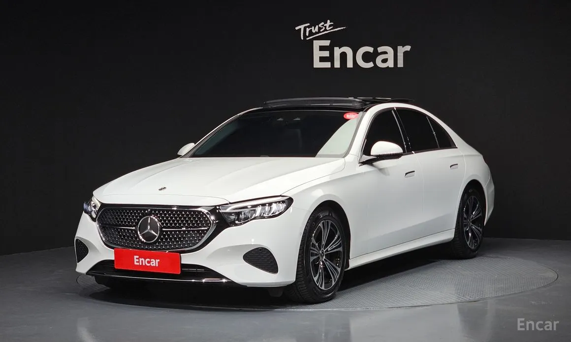 Фото 1 - Mercedes-Benz E-Class