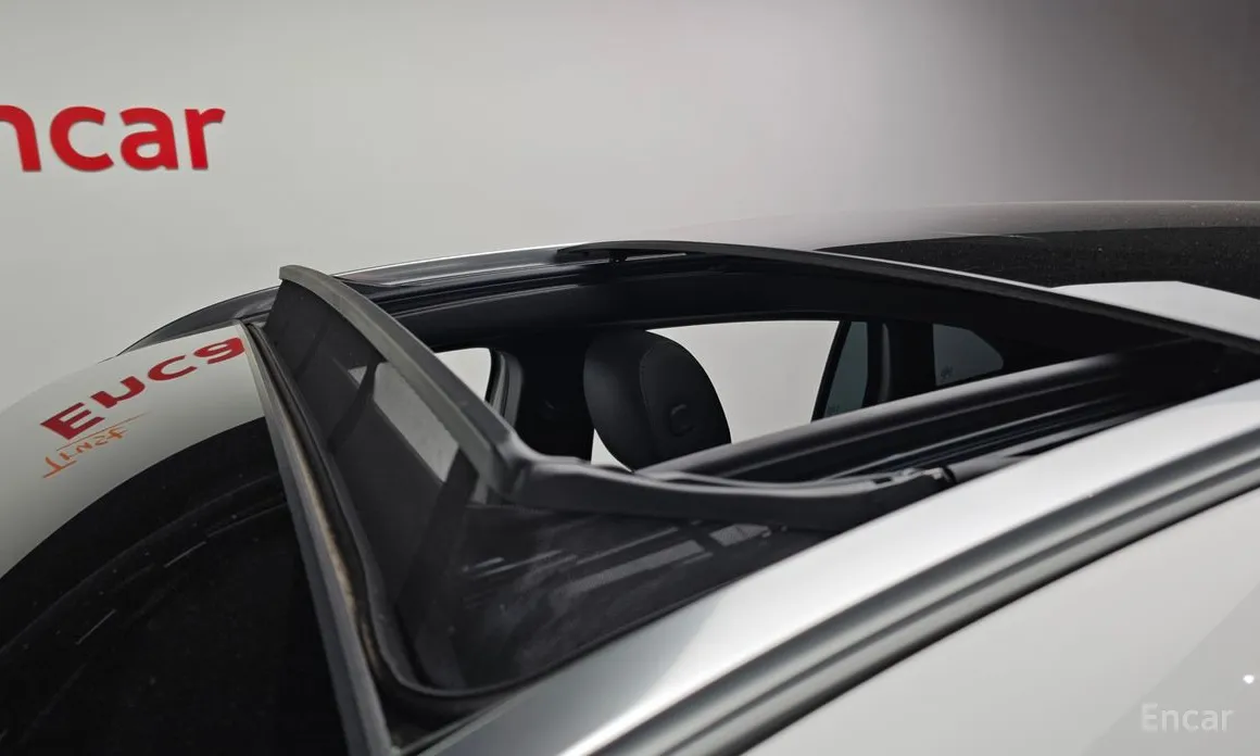 Фото 19 - Mercedes-Benz GLA-Class