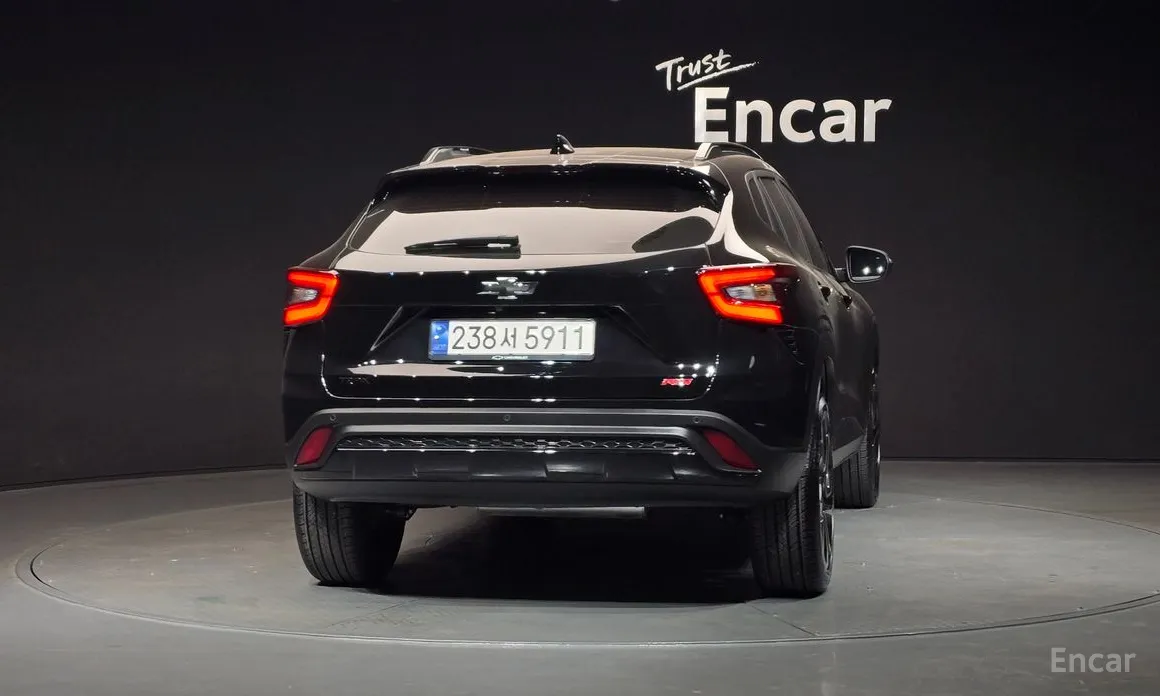 Фото 4 - Chevrolet Trax