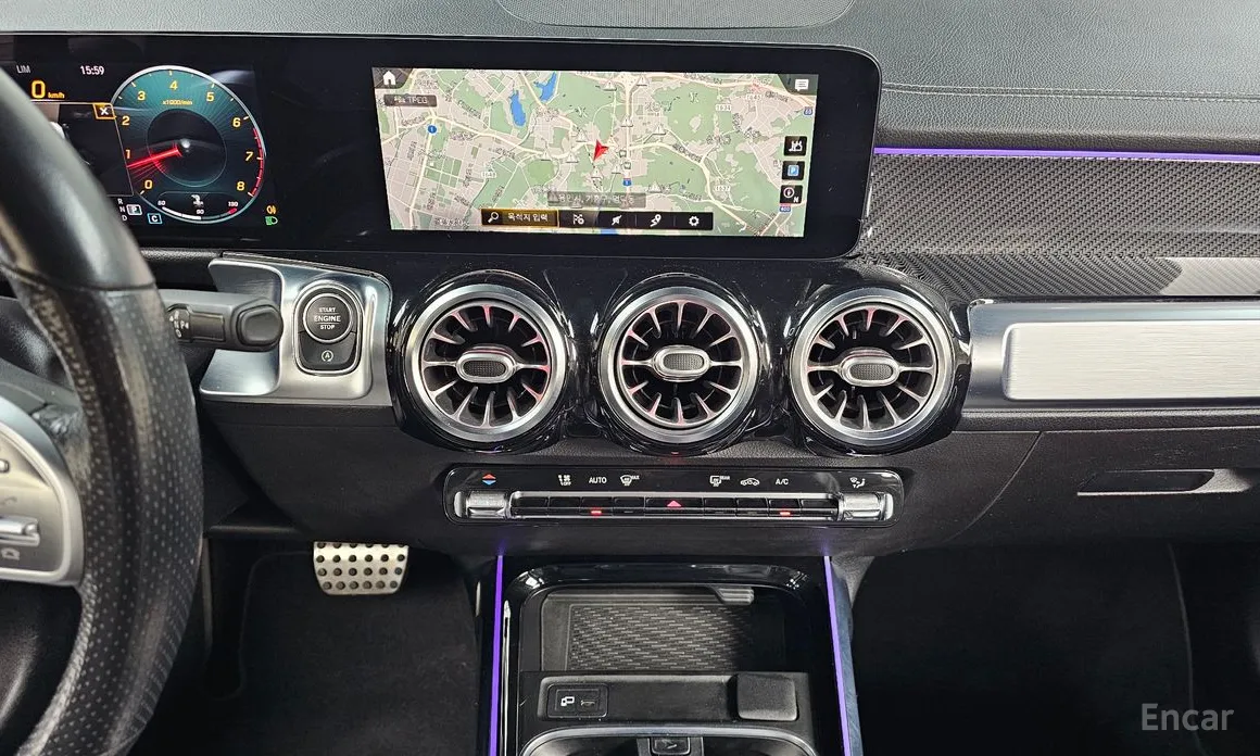 Фото 16 - Mercedes-Benz GLB-Class