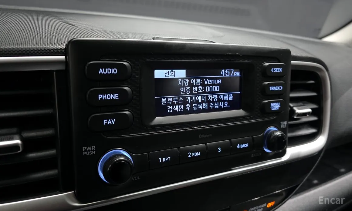 Фото 17 - Hyundai Venue