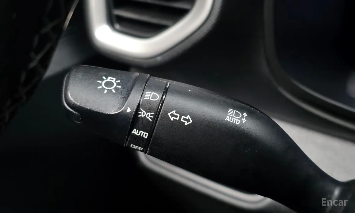 Фото 18 - Hyundai Venue