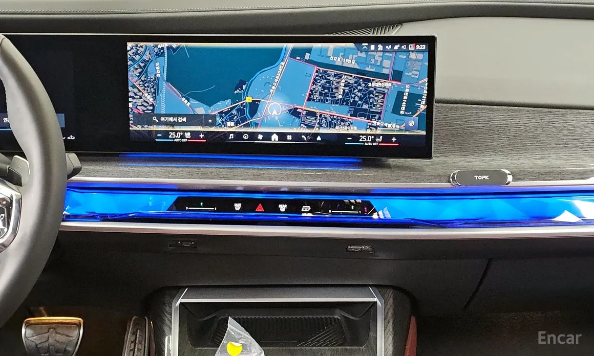 Фото 14 - BMW 7 Series