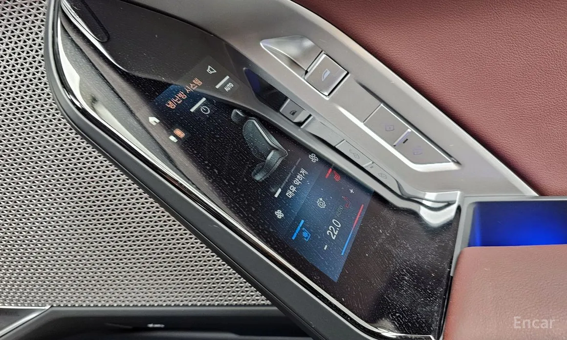 Фото 18 - BMW 7 Series