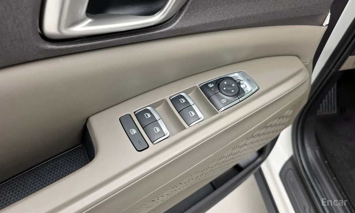 Фото 17 - Kia Carnival