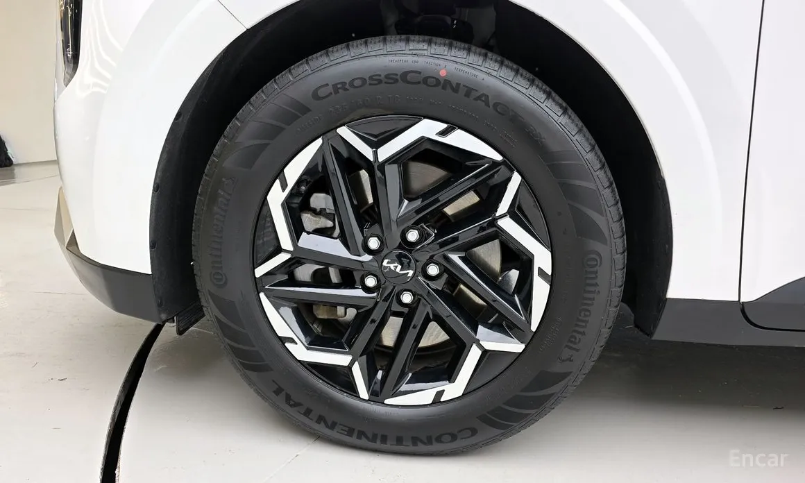 Фото 5 - Kia Carnival