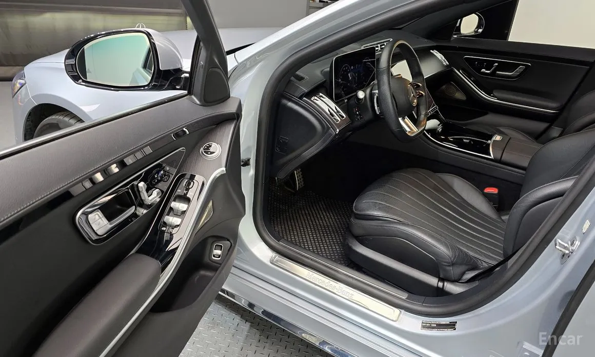 Фото 10 - Mercedes-Benz S-Class