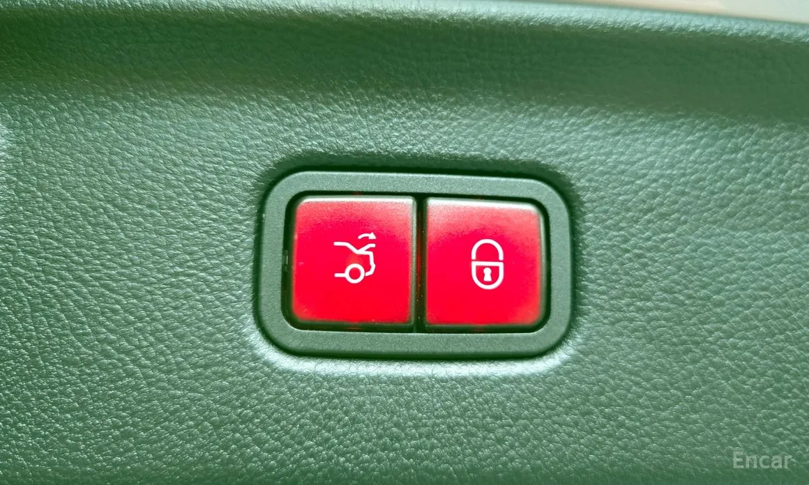 Фото 18 - Mercedes-Benz S-Class