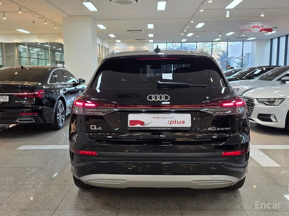 Фото 4 - Audi Q4 e-tron