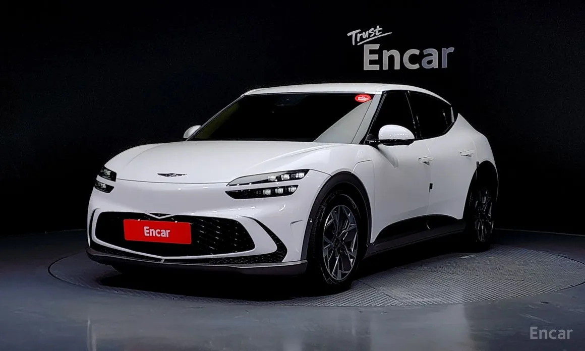 Фото 1 - Genesis GV60