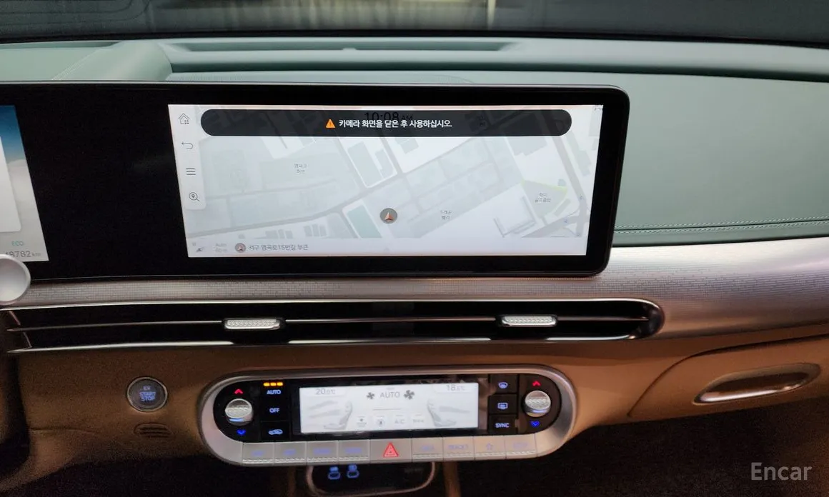 Фото 14 - Genesis GV60