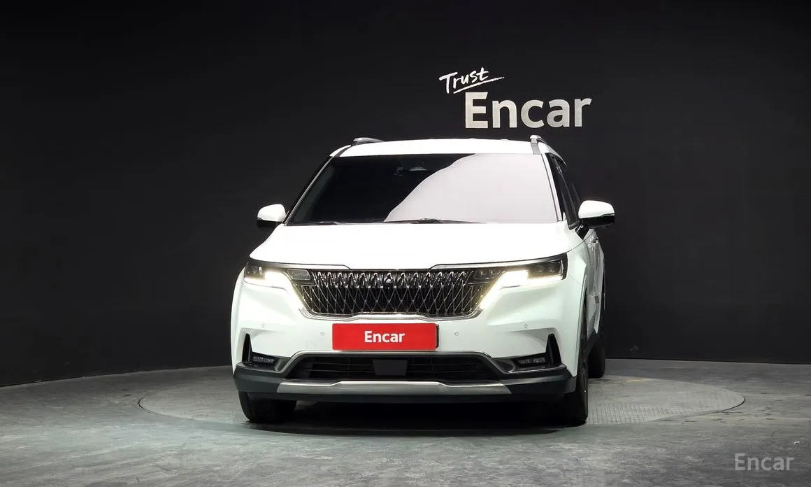 Фото 3 - Kia Carnival