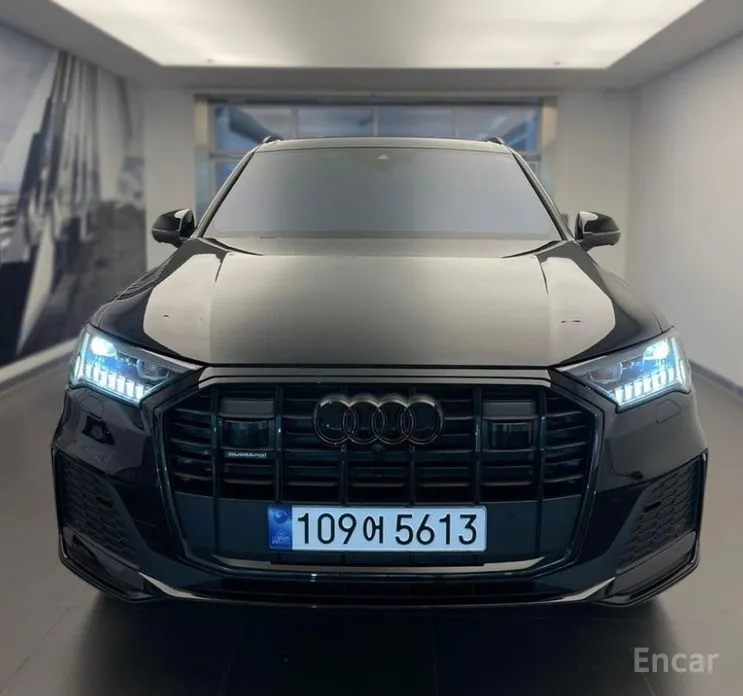Фото 3 - Audi Q7