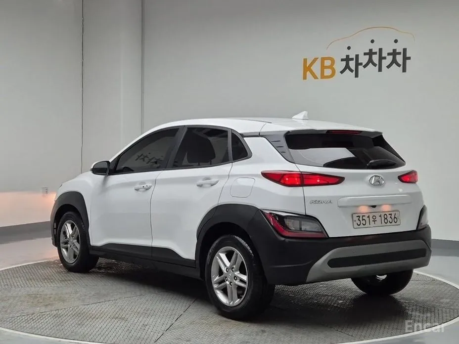 Фото 2 - Hyundai Kona