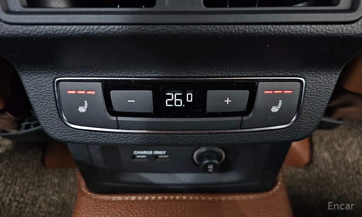 Фото 18 - Audi Q5