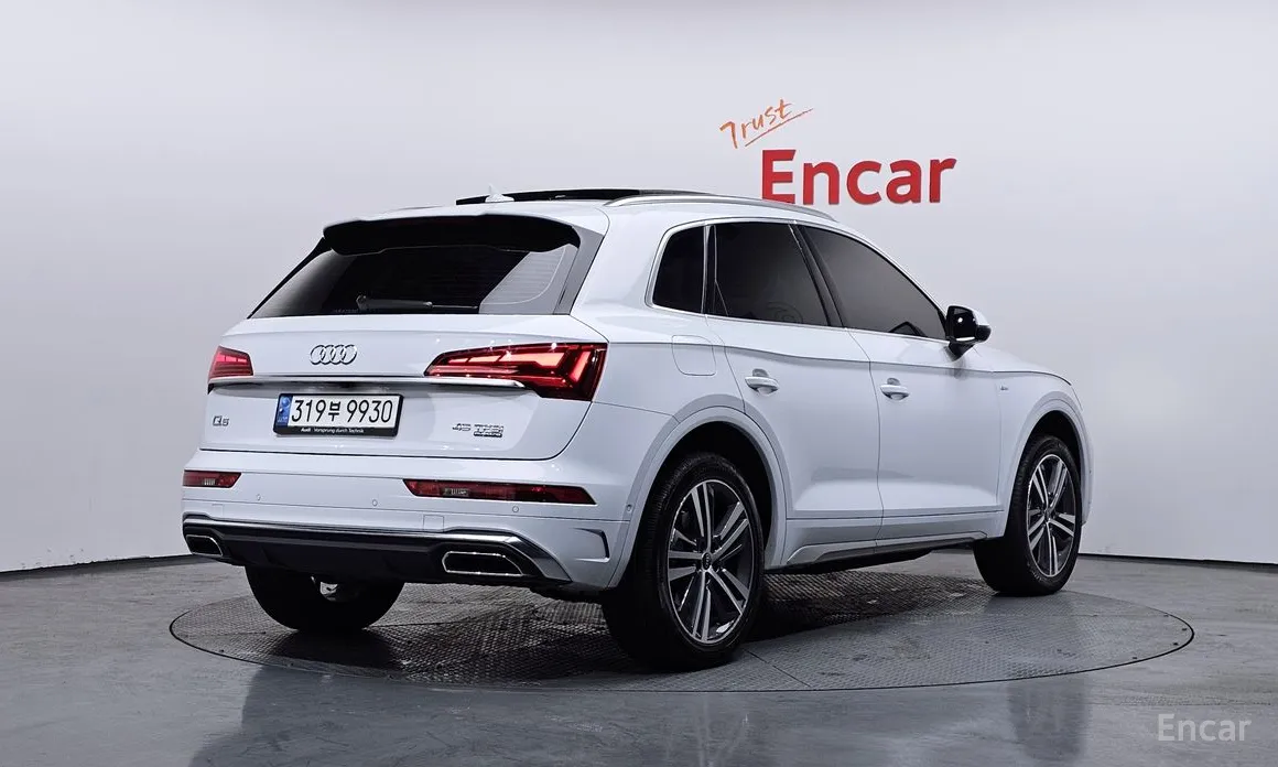 Фото 2 - Audi Q5