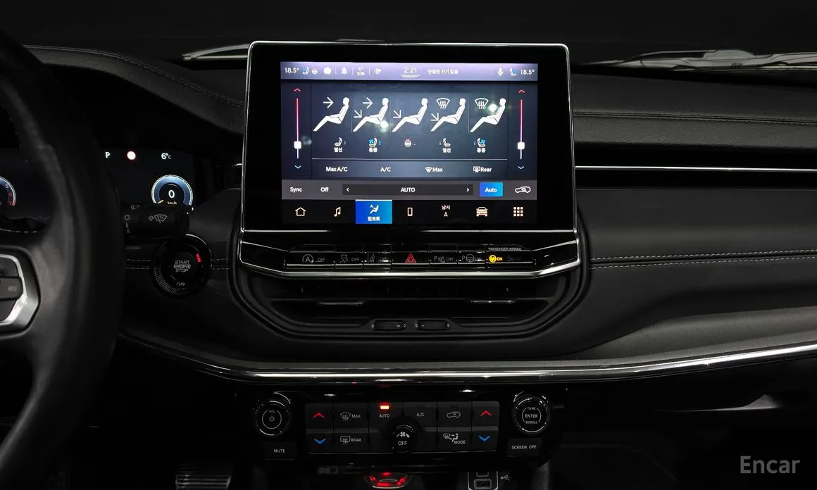 Фото 15 - Jeep Compass