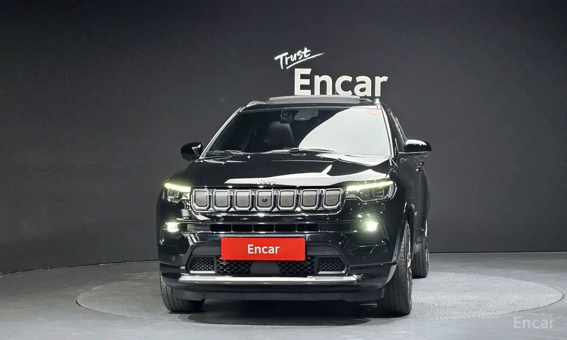 Фото 3 - Jeep Compass