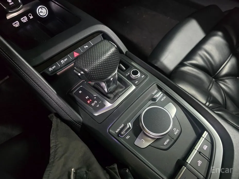 Фото 13 - Audi R8