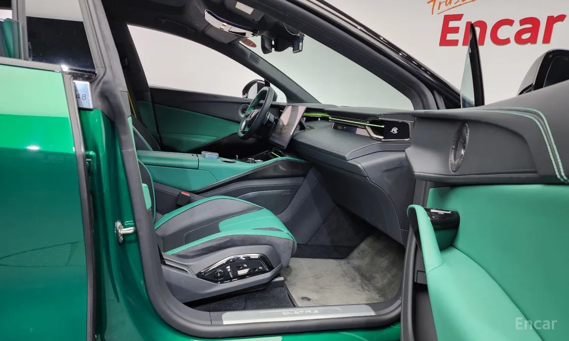 Фото 11 - Lotus Eletre