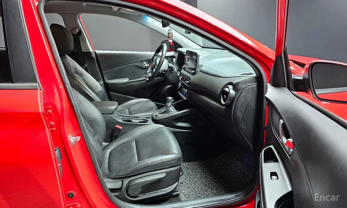 Фото 11 - Hyundai Kona