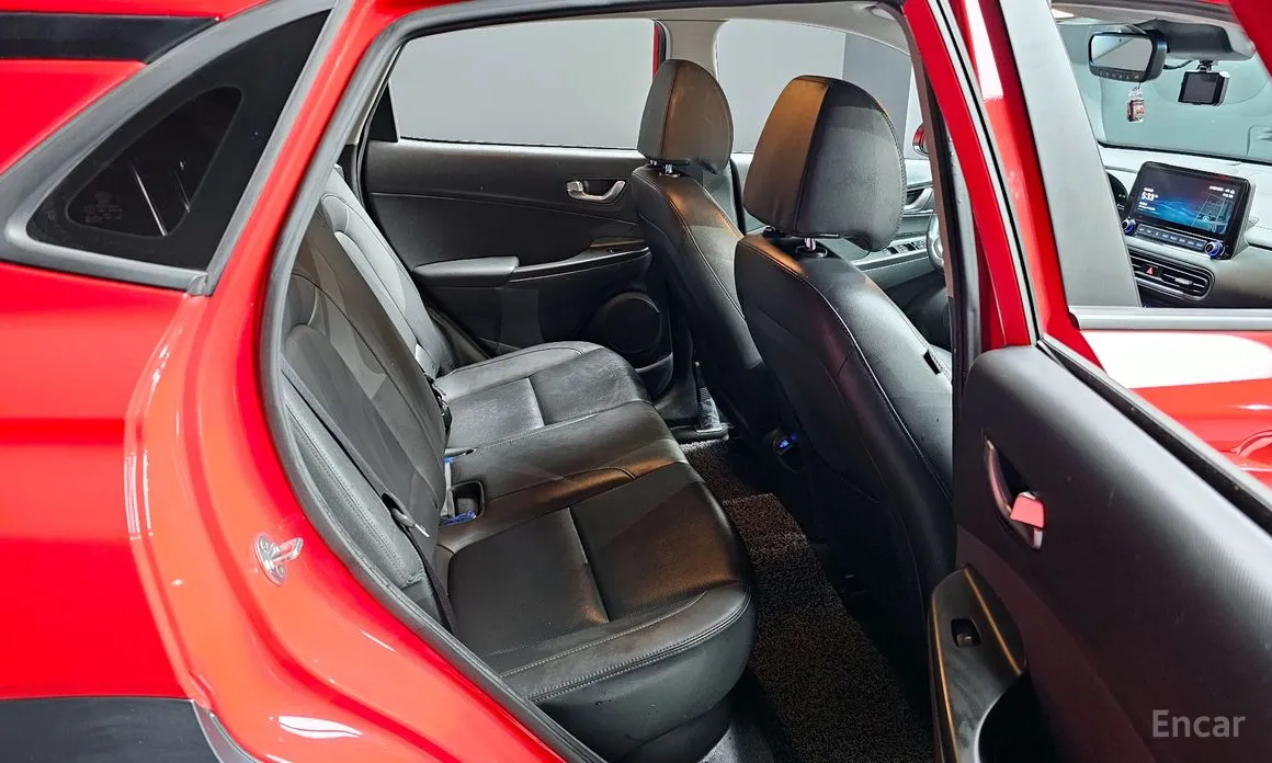 Фото 12 - Hyundai Kona