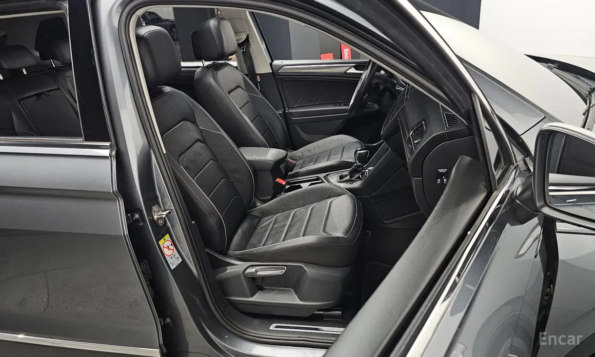 Фото 12 - Volkswagen Tiguan