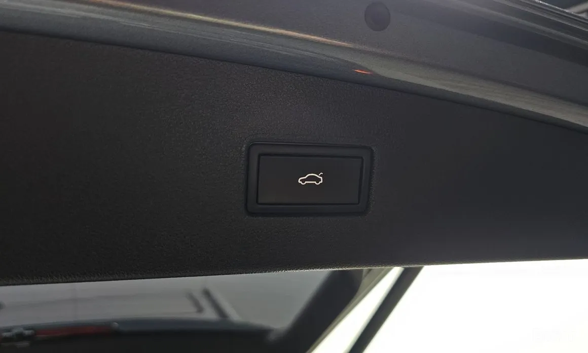 Фото 20 - Volkswagen Tiguan