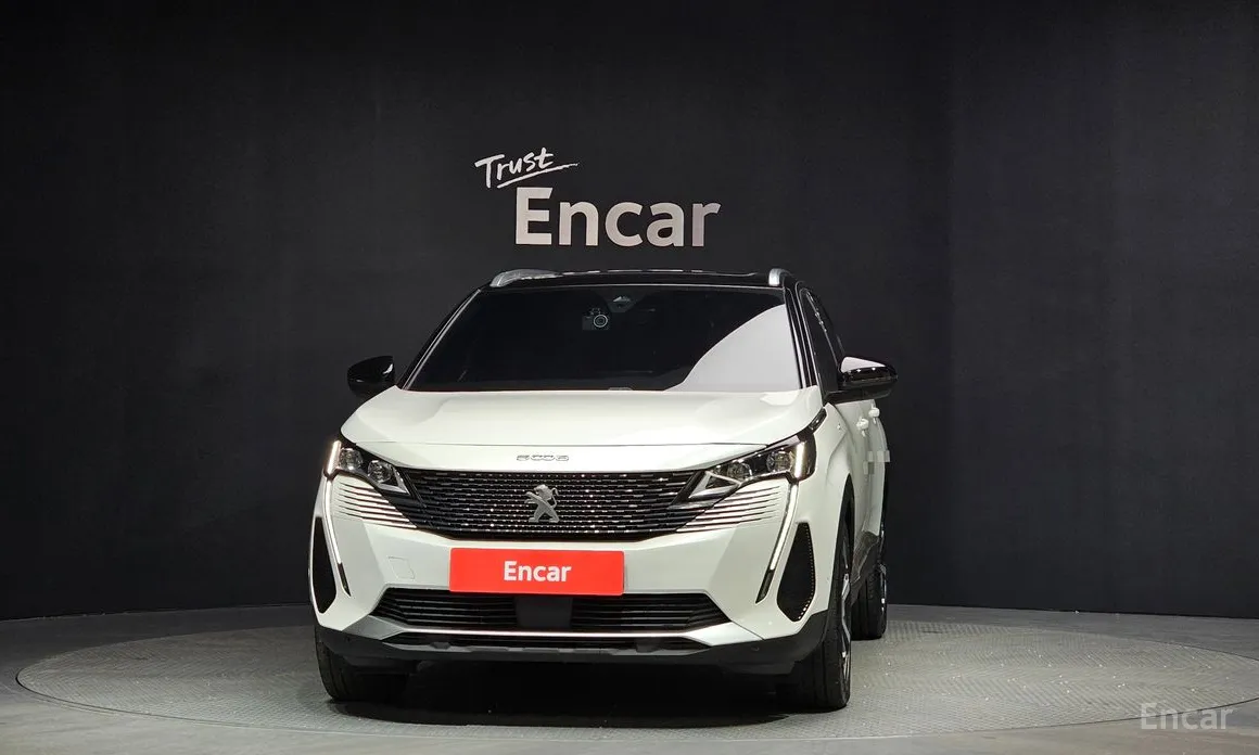 Фото 3 - Peugeot 5008