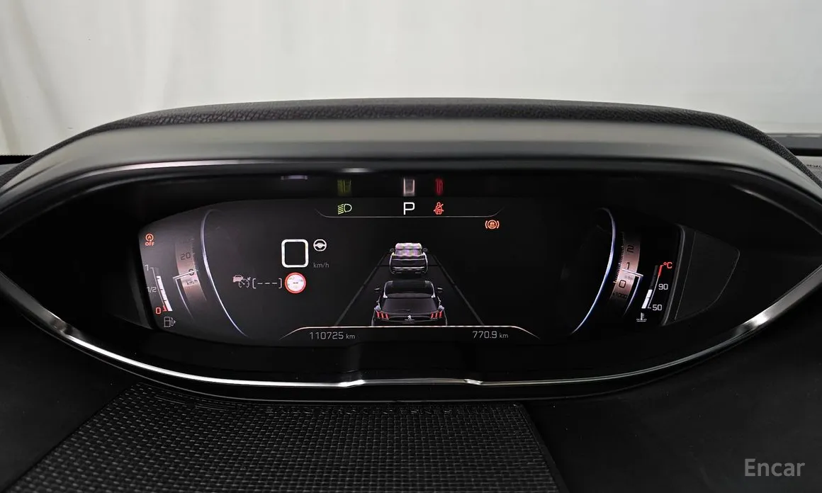 Фото 8 - Peugeot 5008