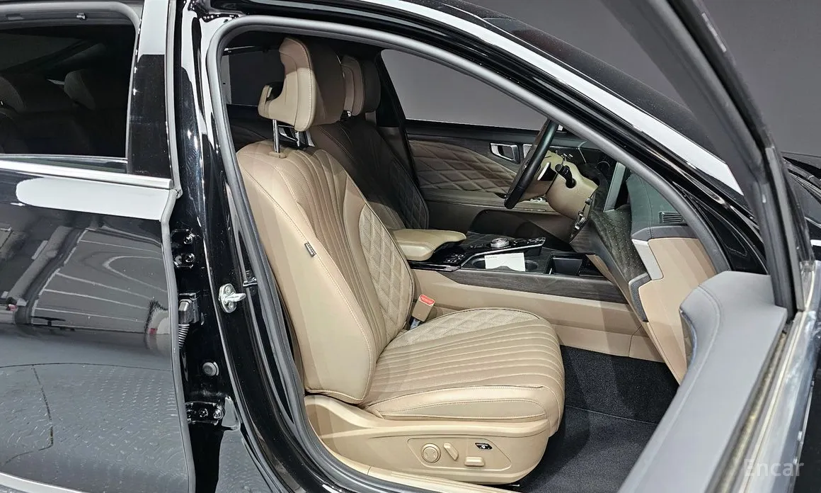 Фото 12 - Kia K8