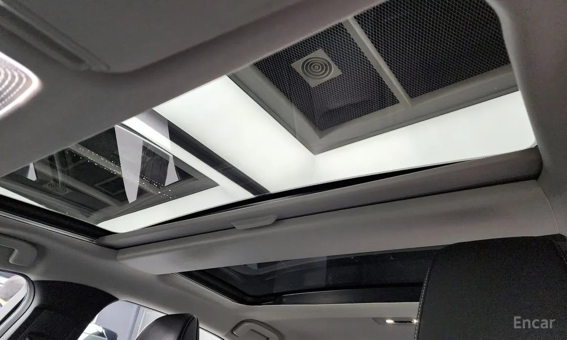 Фото 18 - Toyota Prius