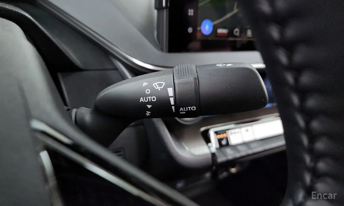 Фото 19 - Toyota Prius