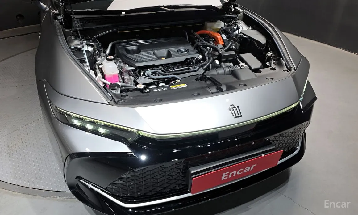 Фото 6 - Toyota Crown