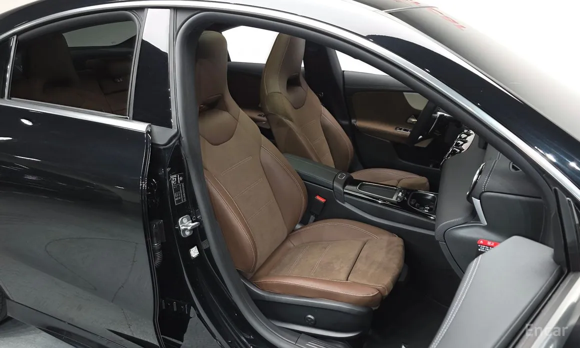 Фото 10 - Mercedes-Benz CLA-Class