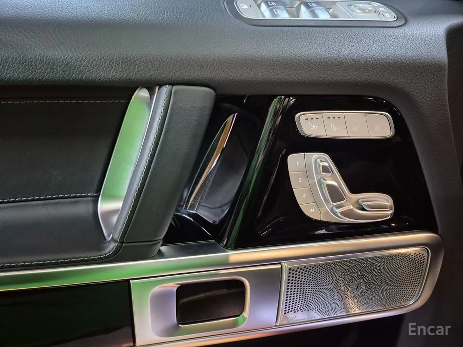 Фото 12 - Mercedes-Benz G-Class