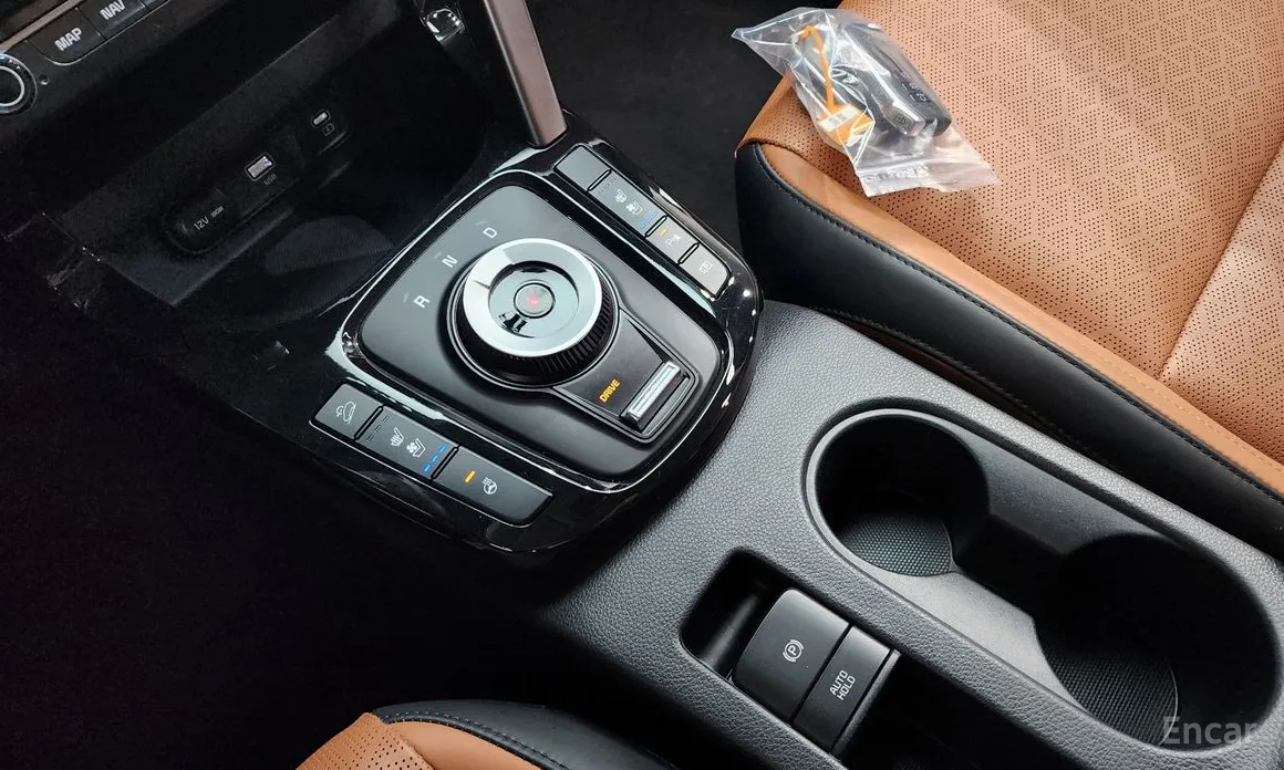 Фото 9 - Kia Seltos