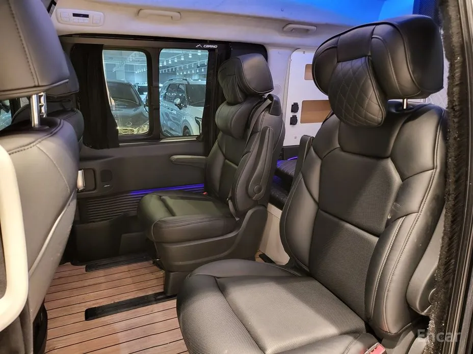 Фото 12 - Hyundai Staria