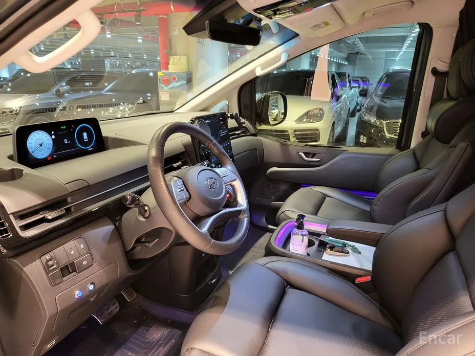 Фото 6 - Hyundai Staria