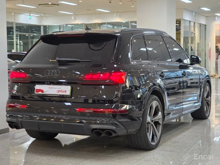 Фото 2 - Audi SQ7