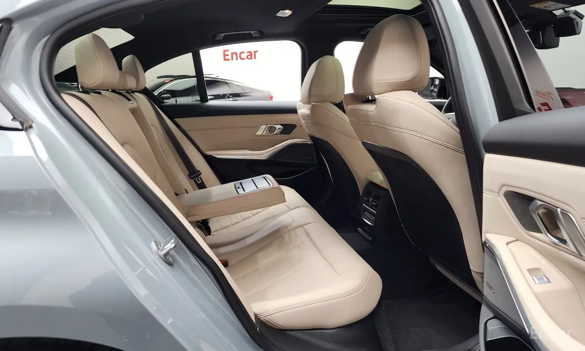 Фото 12 - BMW 3 Series