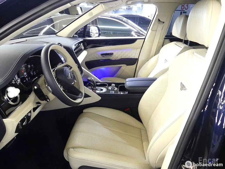 Фото 10 - Bentley Bentayga