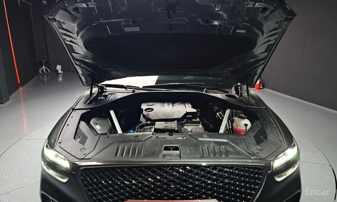 Photo 6 - Genesis GV70