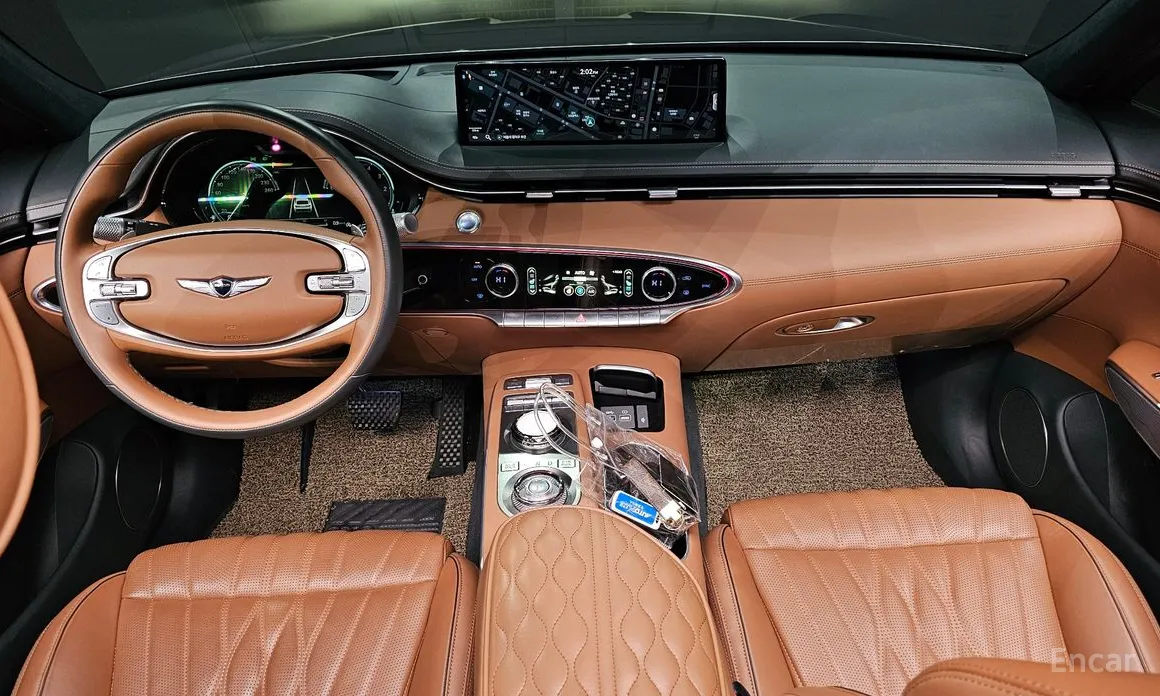 Photo 7 - Genesis GV70