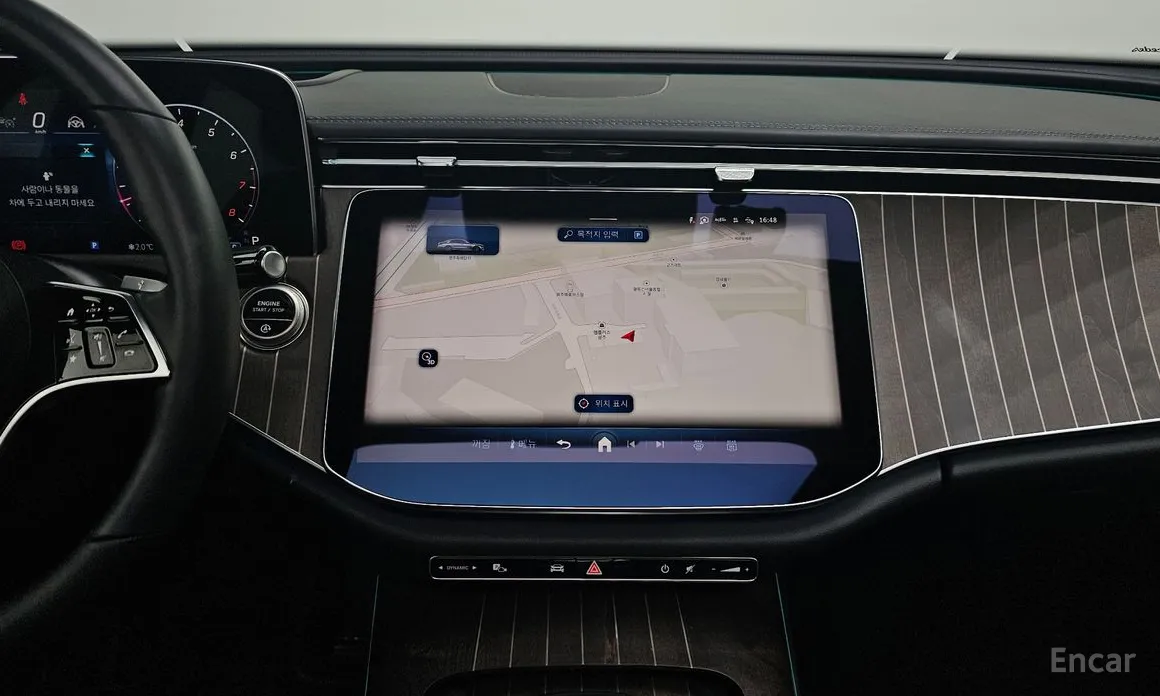 Mercedes-Benz E-Class 2024 E300 4MATIC Exclusive