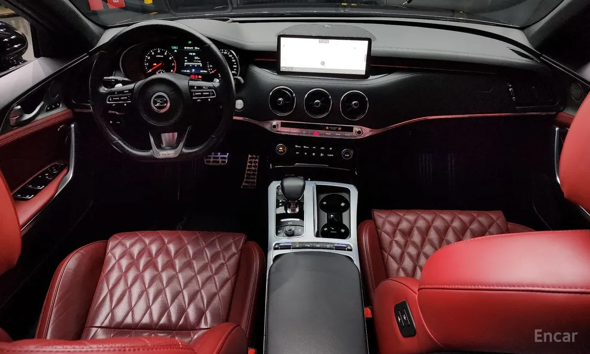 Фото 7 - Kia Stinger